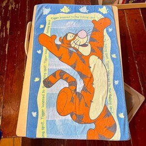Vintage Disney Pooh Tigger Bounced to the Fishing Spot Cotton Beach Bath Towel